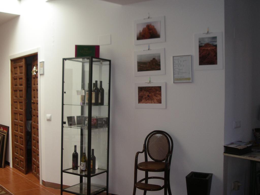 Apartamentos La Fonda Aninon Dış mekan fotoğraf