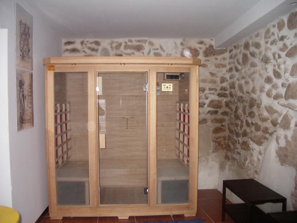 Apartamentos La Fonda Aninon Dış mekan fotoğraf