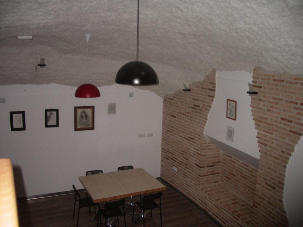 Apartamentos La Fonda Aninon Dış mekan fotoğraf
