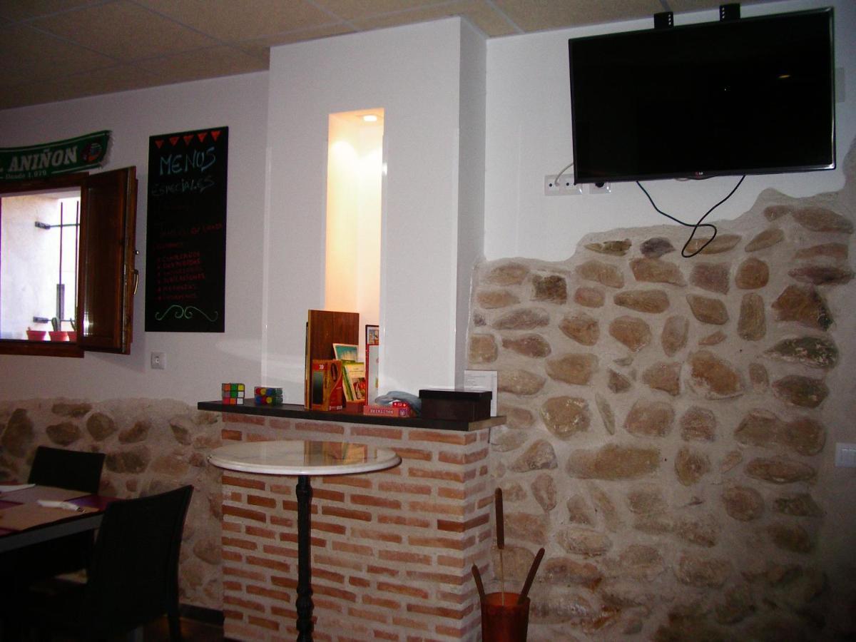 Apartamentos La Fonda Aninon Dış mekan fotoğraf