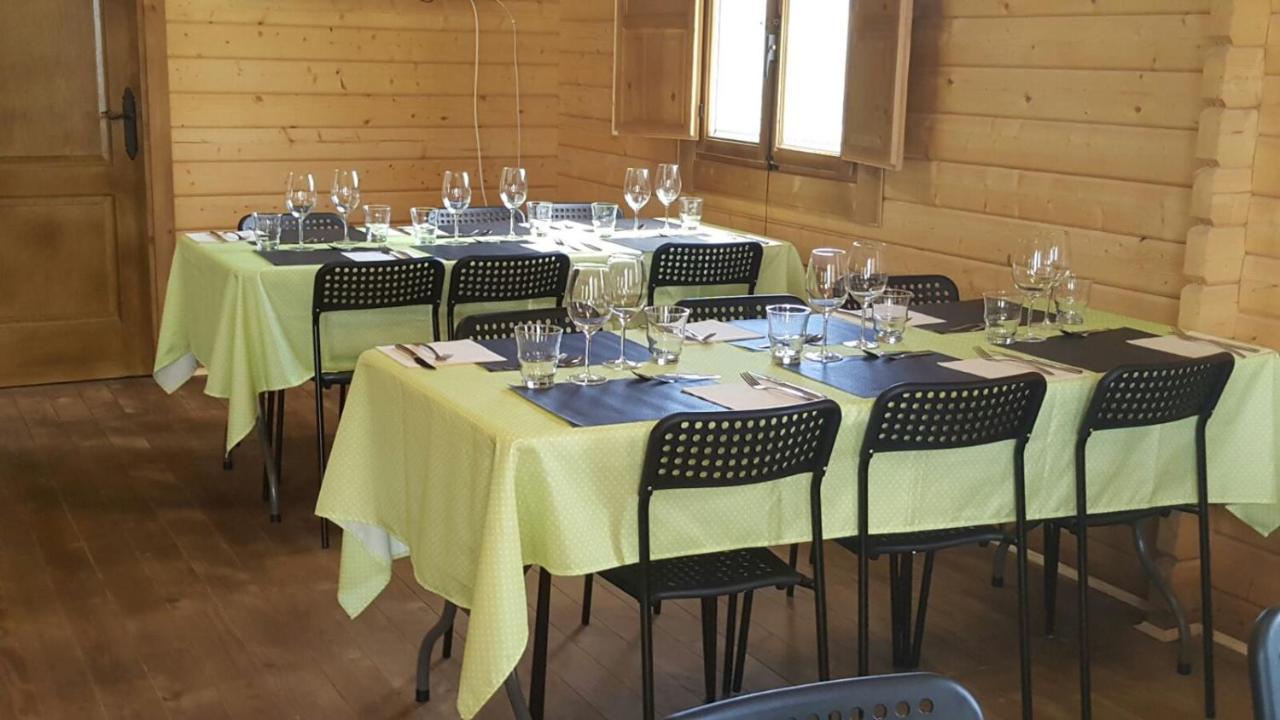 Apartamentos La Fonda Aninon Dış mekan fotoğraf